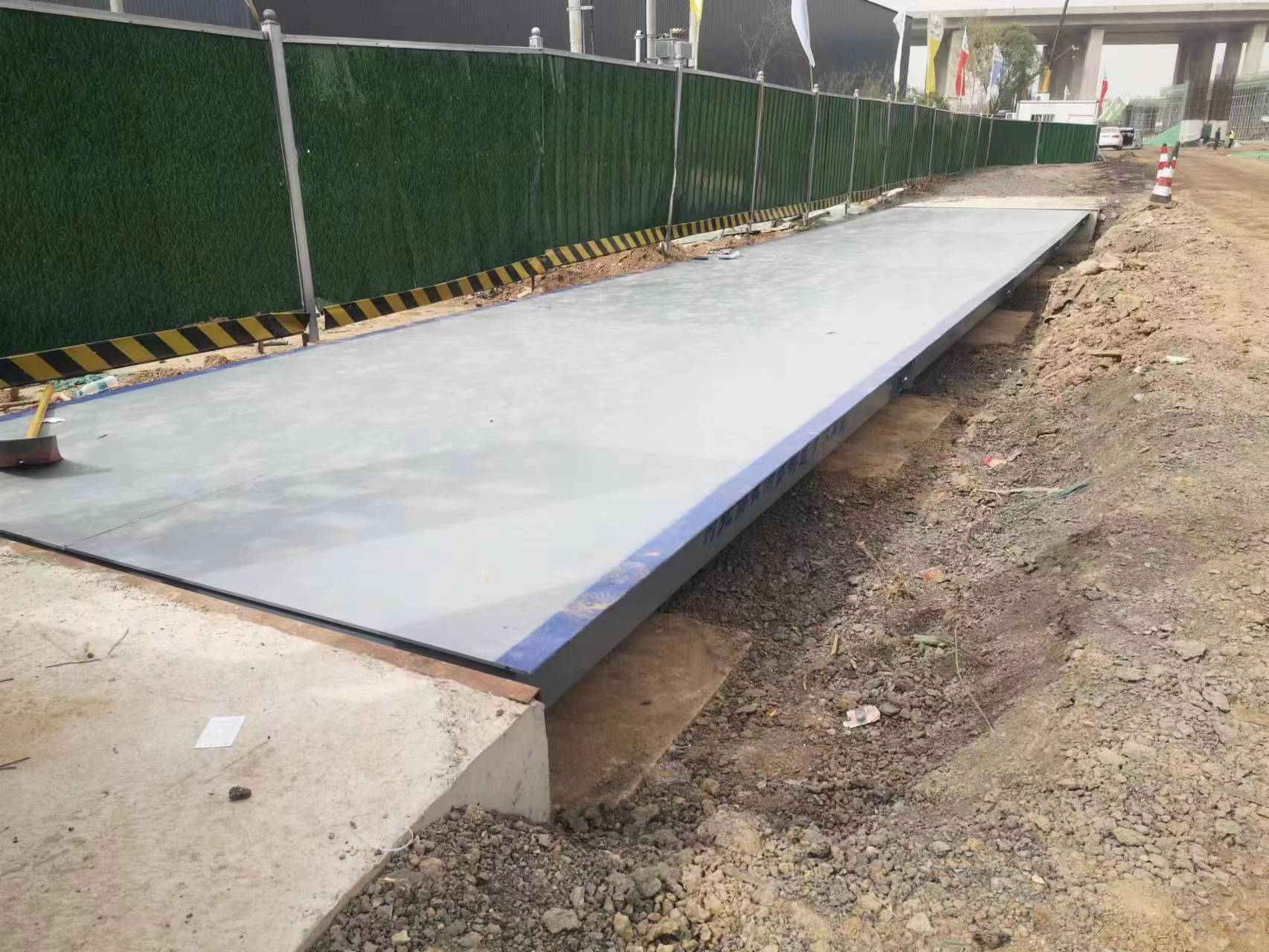 中交公司修石清路高架100噸 3*16 中交公司修石清路高架100噸 3*16